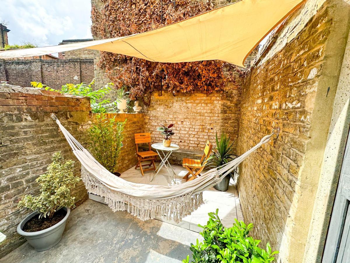 Апартаменты Modern Flat With King Bed, Garden & Outdoor Dining Лондон Экстерьер фото